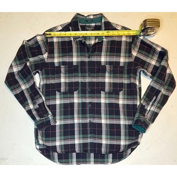 Abercrombie & Fitch Womens Boyfriend Flannel Shirt Sz S Navy Green Plaid Cotton - Picture 4 of 10